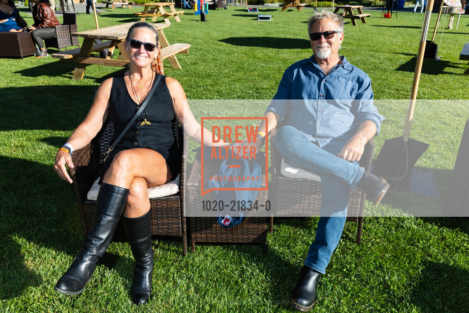 Gina Wilburger, Michael Wilburger, Gardens of Golden Gate Park host Opening Night for The Flower Pianos, San Francisco Botanical Garden. 1199 9th Avenue, September 12th, 2024, Photo #1020-21834-0 Gina Wilburger, Michael Wilburger, Photo #1020-21834-0