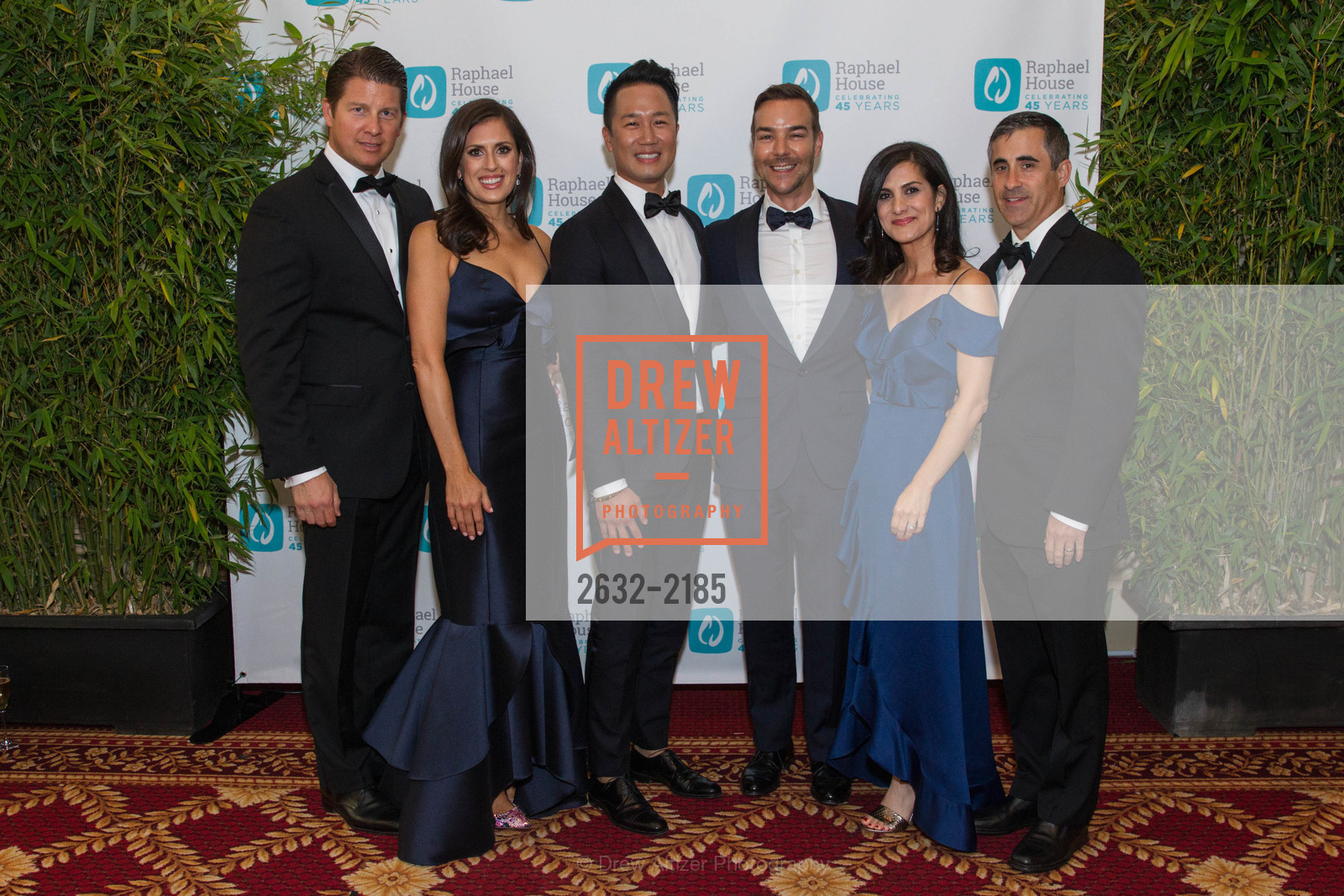 Erich Sollman, Terra Sollman, Gene Chan, Chad Bolick, Samira Abrams, Jacob Abrams, 20th Annual Raphael House Gala 2017 "There's No Place Like Home", Palace Hotel. 2 New Montgomery, San Francisco, Photo #2632-2185 Erich Sollman, Terra Sollman, Gene Chan, Chad Bolick, Samira Abrams, Jacob Abrams, Photo #2632-2185