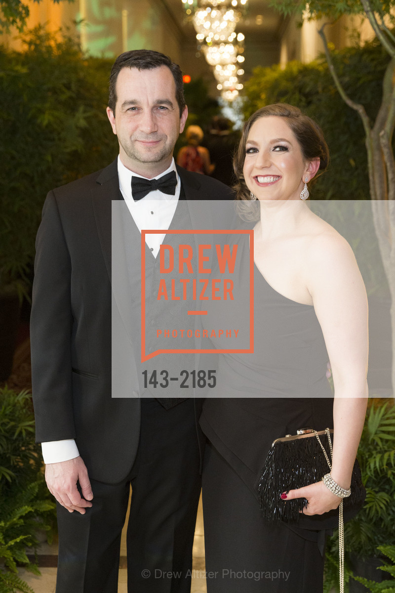 Russ Cucina, Kimberly Shields, 20th Annual Raphael House Gala 2017 "There's No Place Like Home", Palace Hotel. 2 New Montgomery, San Francisco, Photo #143-2185 Russ Cucina, Kimberly Shields, Photo #143-2185
