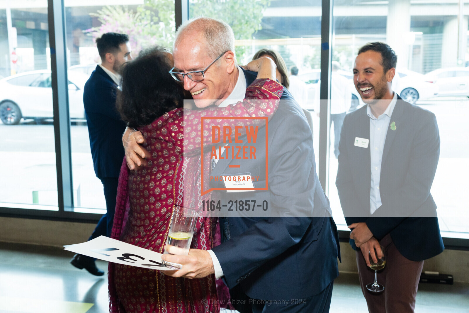Bob McDowell, SF Marin Food Bank hosts ONE BIG TABLE 2024, SF Marin Food Bank. 900 Pennsylvania Ave, September 28th, 2024, Photo #1164-21857-0 Bob McDowell, Photo #1164-21857-0