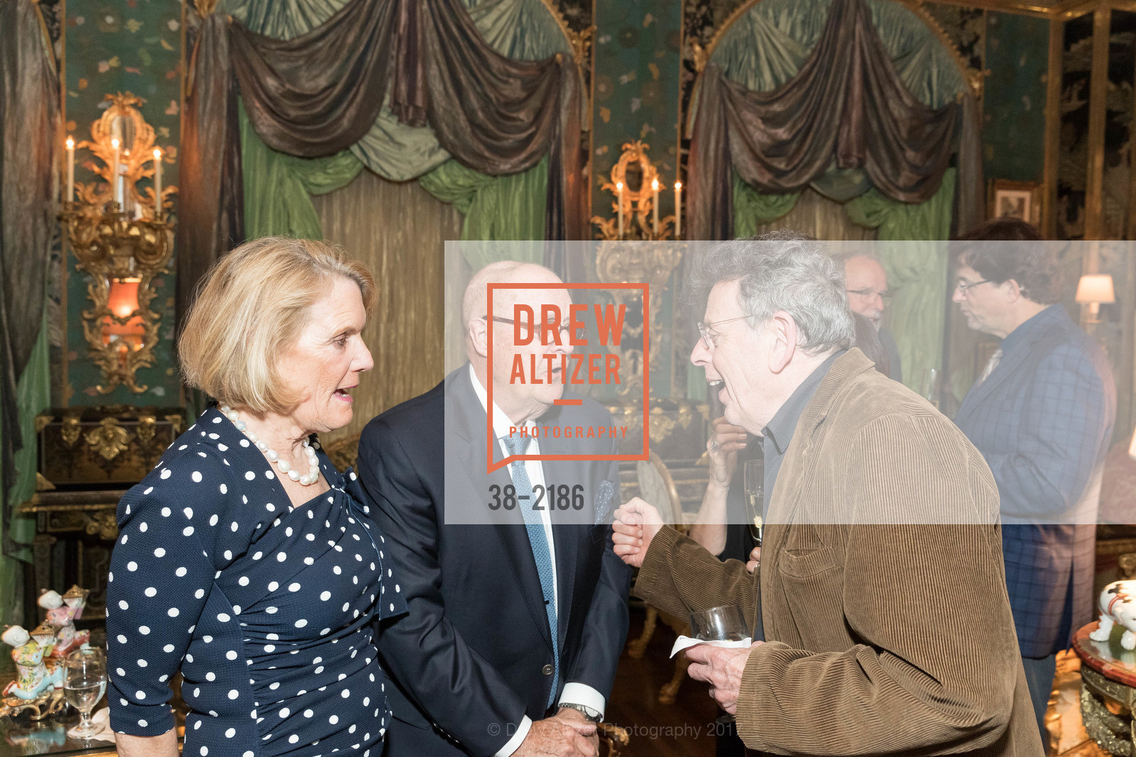 Peggy Knickerbocker, Robert Fisher, Philip Glass, Gordon and Ann Getty Host Opera Parallele with Composer Philip Glass, Private Residence, May 11th, 2017, Photo #38-2186 Peggy Knickerbocker, Robert Fisher, Philip Glass, Photo #38-2186