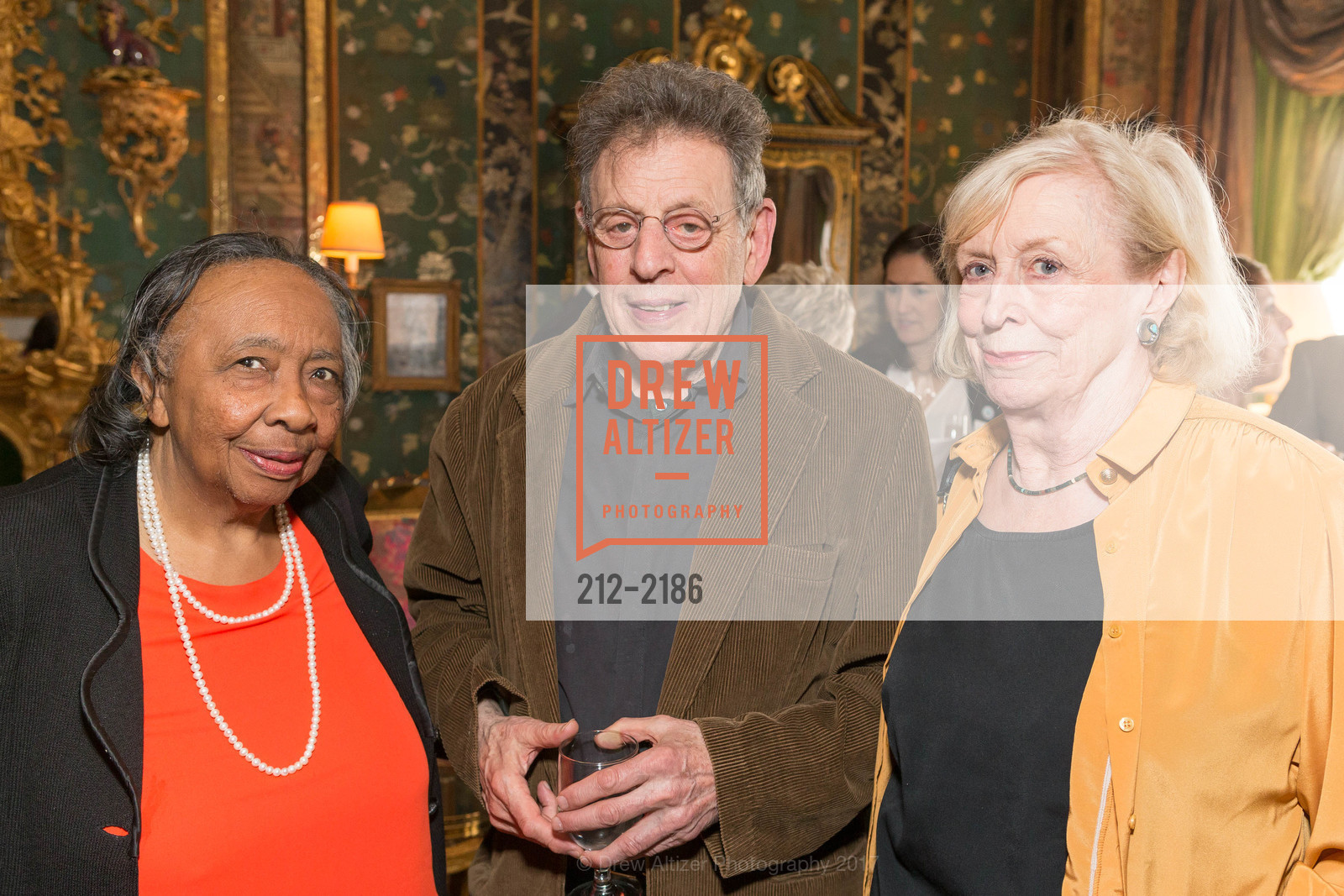 Sylvia Lindsay, Philip Glass, Marie Collins, Gordon and Ann Getty Host Opera Parallele with Composer Philip Glass, Private Residence, May 11th, 2017, Photo #212-2186 Sylvia Lindsay, Philip Glass, Marie Collins, Photo #212-2186