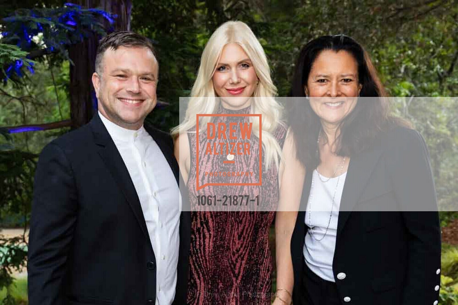 Zak Williams, Olivia Williams, Marsha Garces Williams, Bring Change to Mind's 12th Annual Revels & Revelations, Private Residence. Private Residence, Photo #1061-21877-1 Zak Williams, Olivia Williams, Marsha Garces Williams, Photo #1061-21877-1
