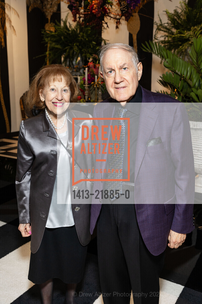 Suzanne Perkins-Gordon, Bert Gordon, The San Francisco Fall Show's 42nd Anniversary Opening Night Gala, Fort Mason Center. Fort Mason Center, October 16th, 2024, Photo #1413-21885-0 Suzanne Perkins-Gordon, Bert Gordon, Photo #1413-21885-0