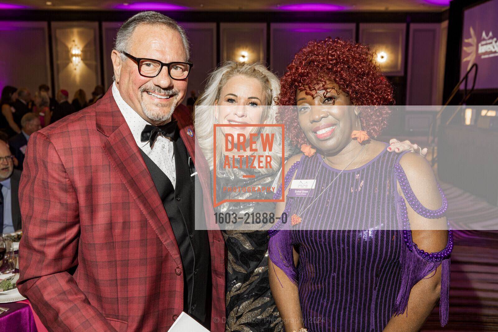 Thomas Bowen, Esther Green, 27th Annual Loaves & Fishes Gala Honoring Order of Malta, Western Association 2024, The Westin St. Francis. 335 Powell St, October 17th, 2024, Photo #1603-21888-0 Thomas Bowen, Esther Green, Photo #1603-21888-0