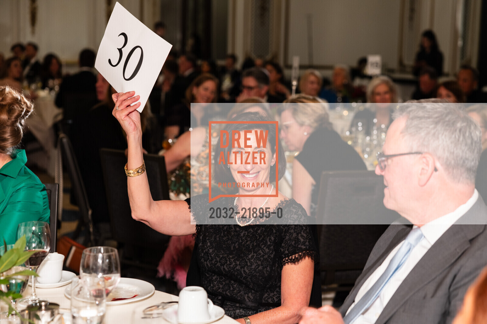 Andrea Evans, The Junior League of San Francisco Women's Leadership Gala, Palace Hotel. 2 New Montgomery St, October 18th, 2024, Photo #2032-21895-0 Andrea Evans, Photo #2032-21895-0