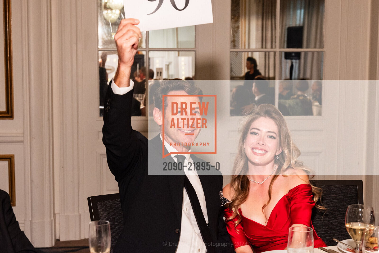 Joel Drescher, Emily McMonigle, The Junior League of San Francisco Women's Leadership Gala, Palace Hotel. 2 New Montgomery St, October 18th, 2024, Photo #2090-21895-0 Joel Drescher, Emily McMonigle, Photo #2090-21895-0