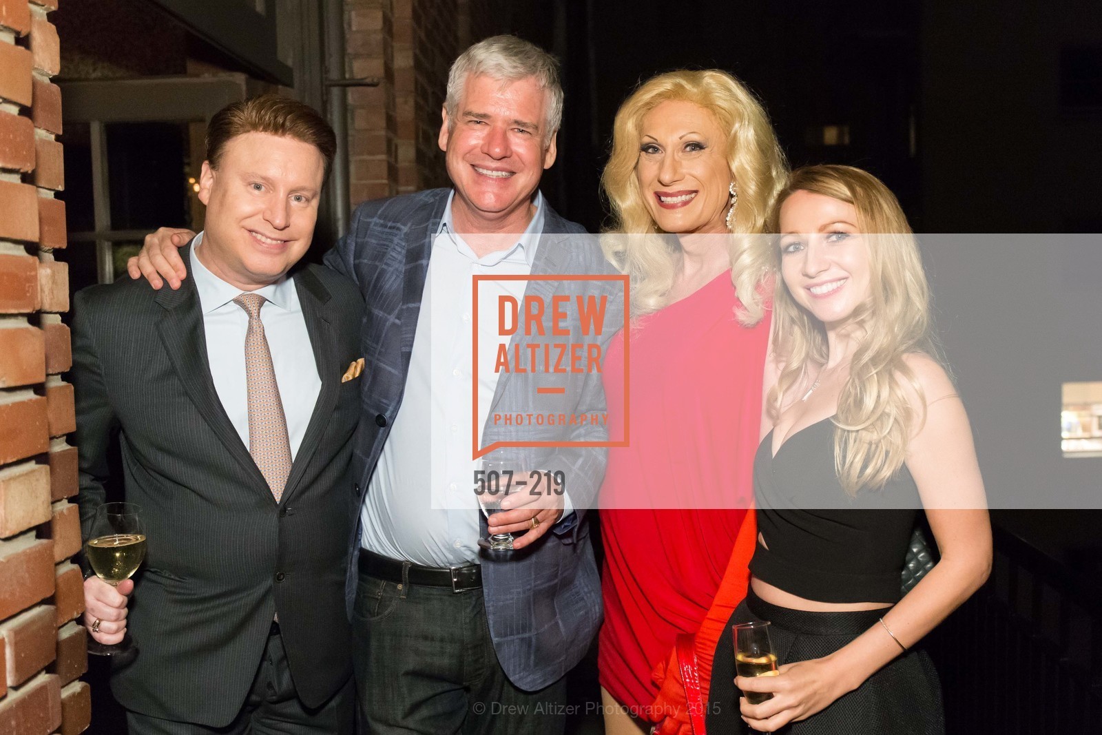Doug Waggener, David Costello, Donna Sachet, Svetlana Jilenko, Gucci & Vogue Dinner, University Club. University Club, . 800 Powell St, August 5th, 2015, Photo #507-219 Doug Waggener, David Costello, Donna Sachet, Svetlana Jilenko, Photo #507-219