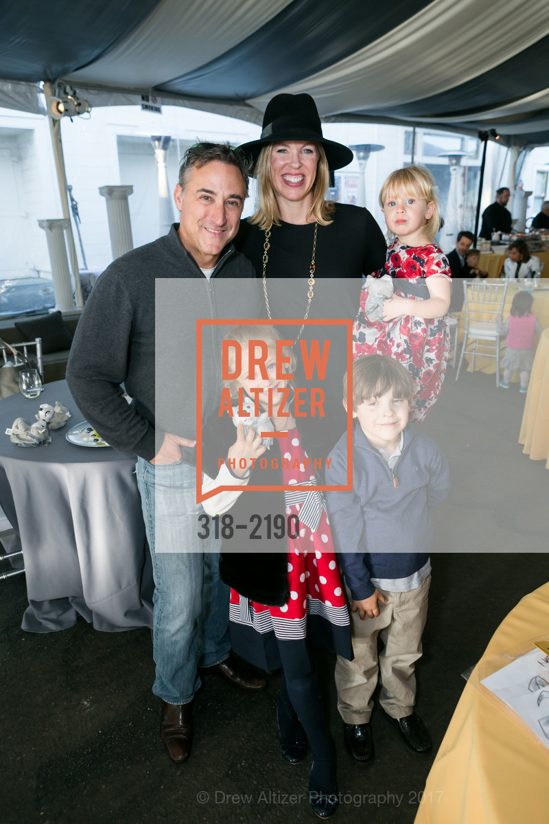 Michael Cuggino, Holly Cuggino, Ava Cuggino, Michael Cuggino Jr., Annalise Cuggino, Bay Area Discovery Museum's Family Gala 2017, Bay Area Discovery Museum. 557 McReynolds Rd, Sausalito CA 94965, May 13th, 2017, Photo #318-2190 Michael Cuggino, Holly Cuggino, Ava Cuggino, Michael Cuggino Jr., Annalise Cuggino, Photo #318-2190