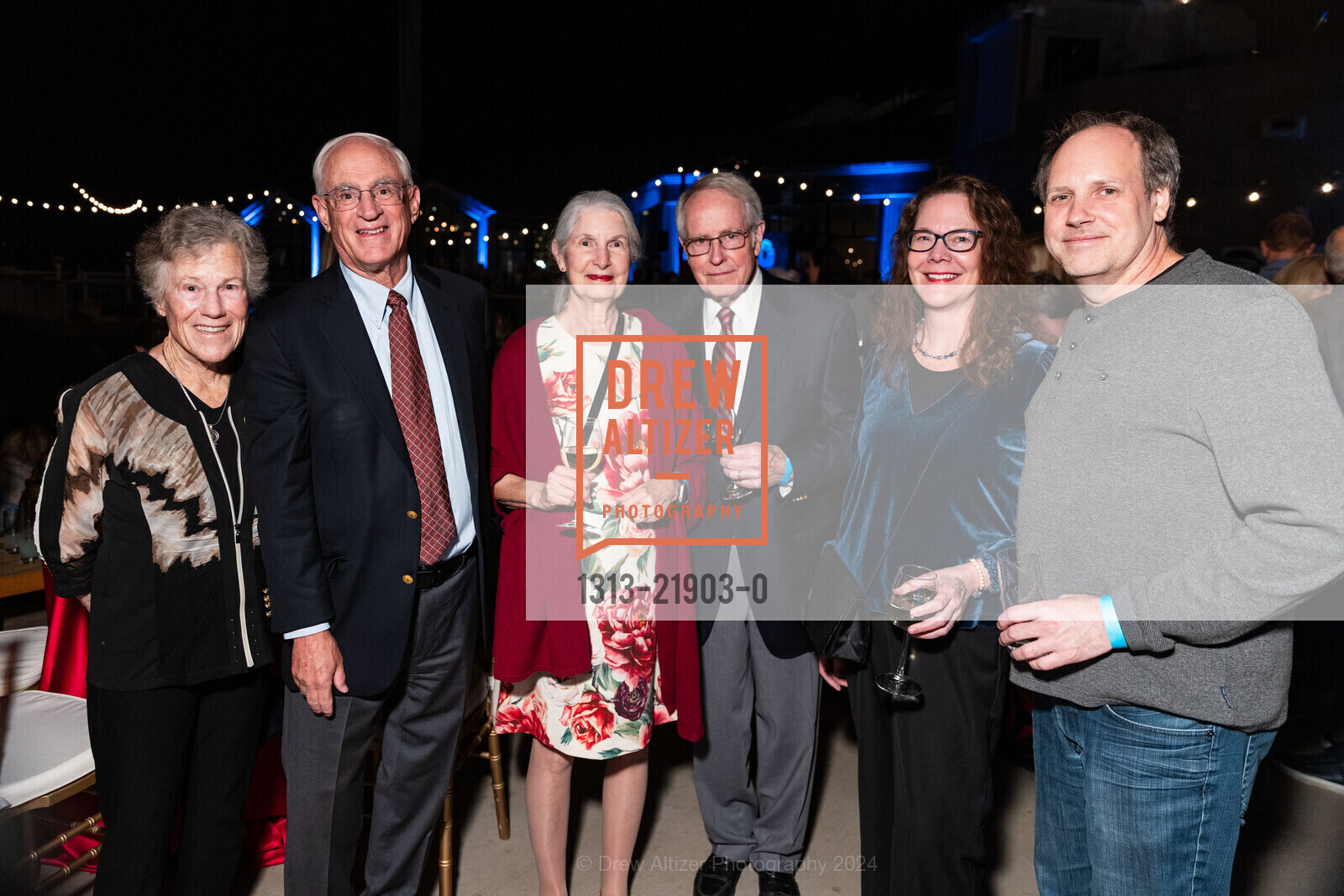 Jimi Barnholt, Ned Barnholt, Barbara Wright, Chris Wright, Michelle Wright, Doug Wright, Monterey Bay Aquarium 40th Anniversary Gala, Monterey Bay Aquarium. 886 Cannery Row, October 19th, 2024, Photo #1313-21903-0 Jimi Barnholt, Ned Barnholt, Barbara Wright, Chris Wright, Michelle Wright, Doug Wright, Photo #1313-21903-0