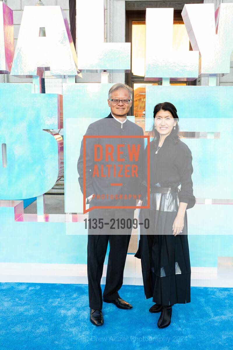 Jerry Yang, Akiko Yamazaki, Photo #1135-21909-0