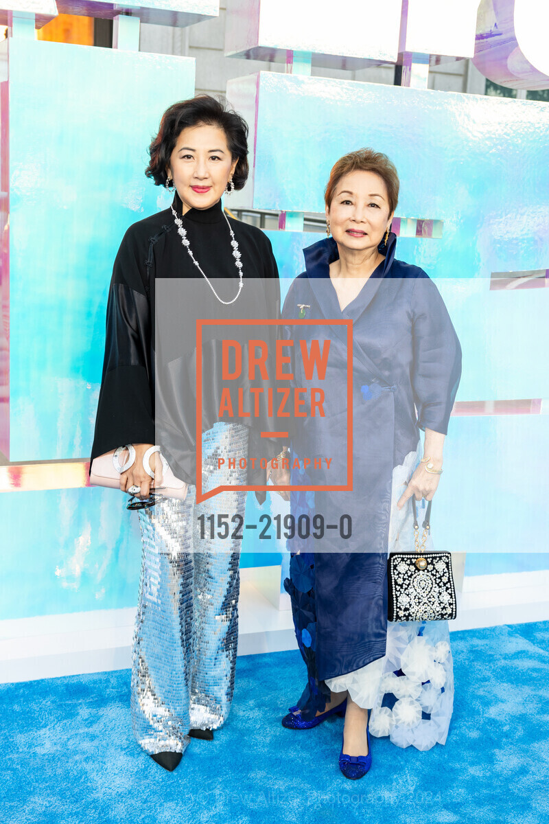 Gorretti Lo Lui, Sophia Sheng, Asian Art Museum's 2024 Gala: HALLYU!, Asian Art Museum. 200 Larkin Street, October 24th, 2024, Photo #1152-21909-0 Gorretti Lo Lui, Sophia Sheng, Photo #1152-21909-0