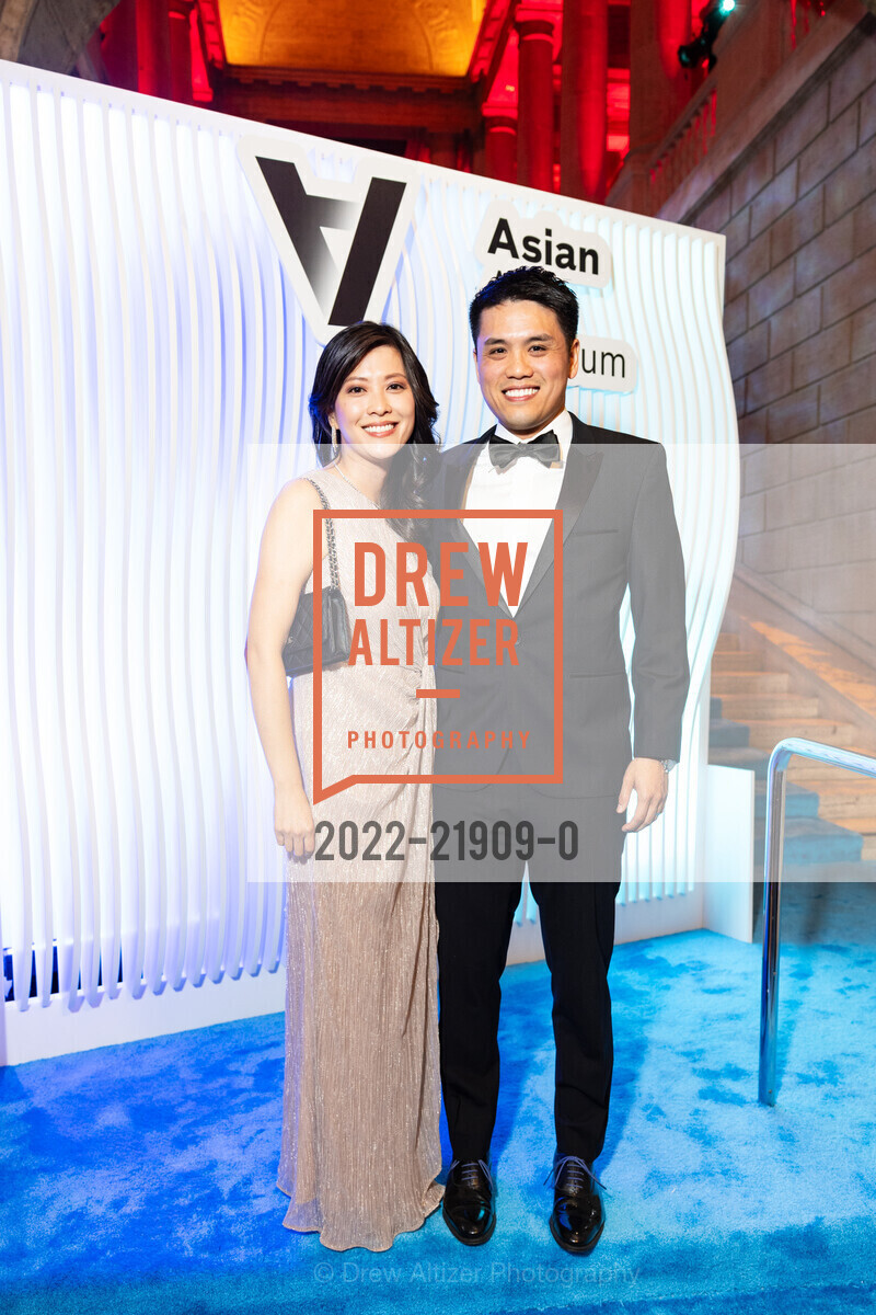 Annie Sun, Timothy Sun, Asian Art Museum's 2024 Gala: HALLYU!, Asian Art Museum. 200 Larkin Street, Photo #2022-21909-0 Annie Sun, Timothy Sun, Photo #2022-21909-0