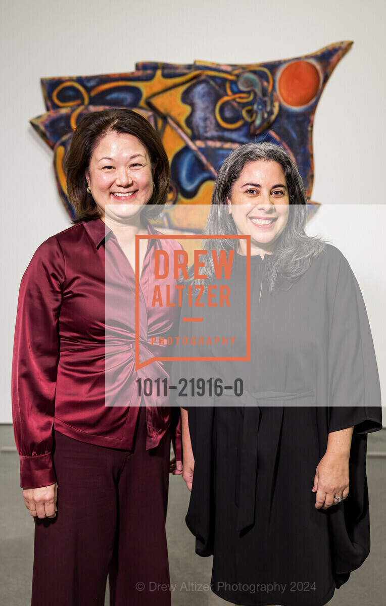 Emiko Usui, Julie Rodrigues Widholm, Photo #1011-21916-0
