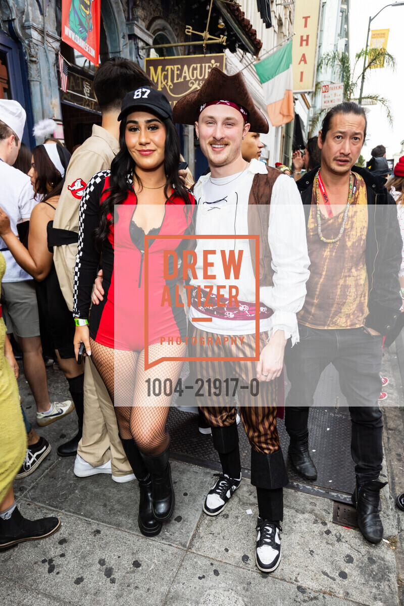Jasmine Hughes, Logan LaPier, SFCRAWL hosts The San Francisco Halloween Pub Crawl, Mayes Oyster House. 1233 Polk Street, October 26th, 2024, Photo #1004-21917-0 Jasmine Hughes, Logan LaPier, Photo #1004-21917-0