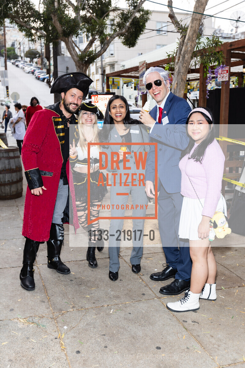 Jason Y, Joanna Solarewicz, Sachi, Kevin Ashman, SFCRAWL hosts The San Francisco Halloween Pub Crawl, Mayes Oyster House. 1233 Polk Street, October 26th, 2024, Photo #1133-21917-0 Jason Y, Joanna Solarewicz, Sachi, Kevin Ashman, Photo #1133-21917-0