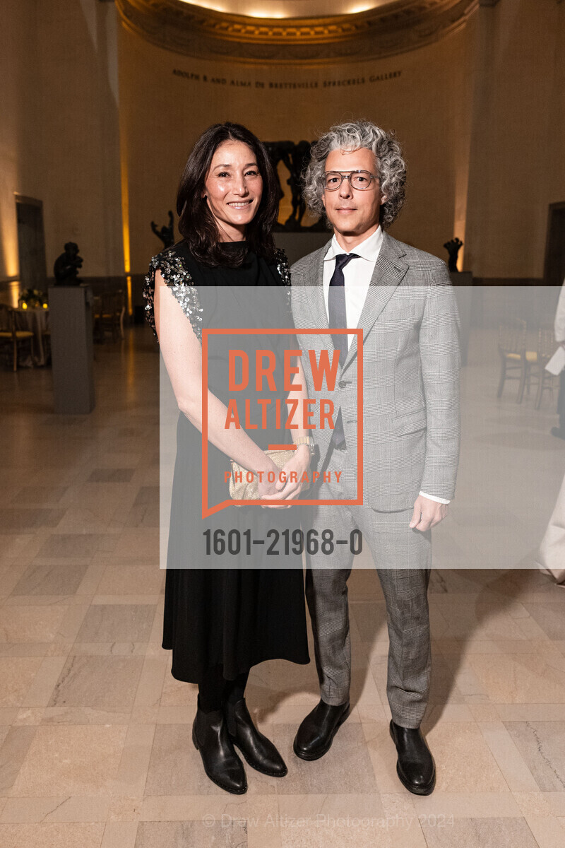 Debbie Lambert, Nomelo Kahlo, Elegant Evening at The Legion of Honor, Legion of Honor. 100 34th Avenue, December 10th, 2024, Photo #1601-21968-0 Debbie Lambert, Nomelo Kahlo, Photo #1601-21968-0