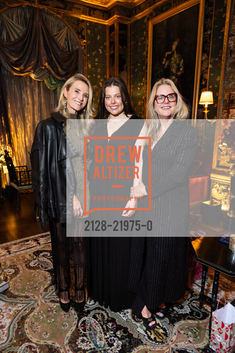 Jennifer Siebel Newsom, Talitha Newsom Callan, Hilary Newsom Callan, Getty Holiday Event, Private Residence, December 14th, 2024, Photo #2128-21975-0 Jennifer Siebel Newsom, Talitha Newsom Callan, Hilary Newsom Callan, Photo #2128-21975-0