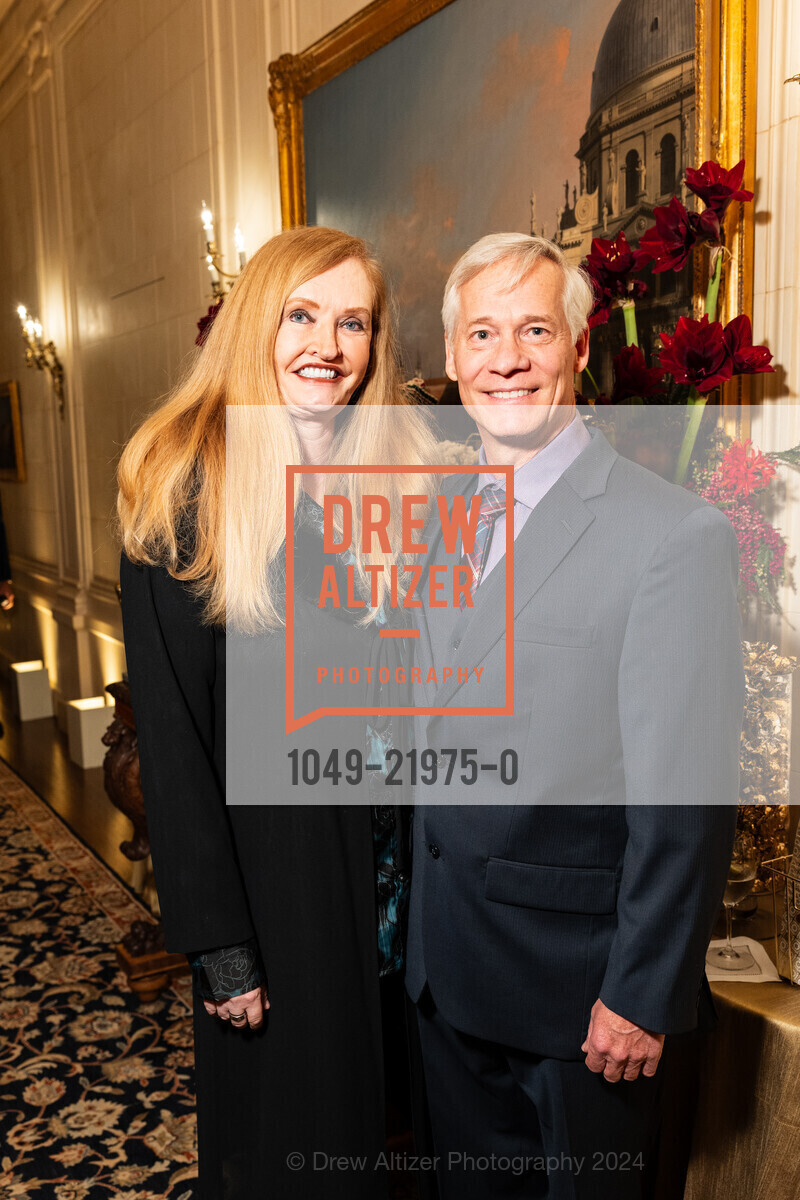 Beth Townsend, Robert Wilkes, Getty Holiday Event, Private Residence, December 14th, 2024, Photo #1049-21975-0 Beth Townsend, Robert Wilkes, Photo #1049-21975-0