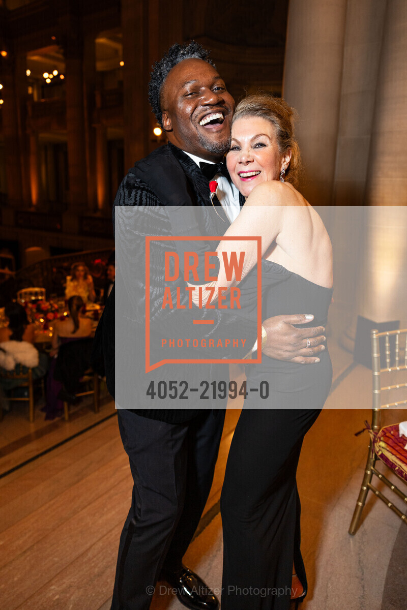 Jayson Johnson, Debra Leylegian, San Francisco Ballet's 2025 Opening Night Gala, War Memorial Opera House. 301 Van Ness Ave, Photo #4052-21994-0 Jayson Johnson, Debra Leylegian, Photo #4052-21994-0