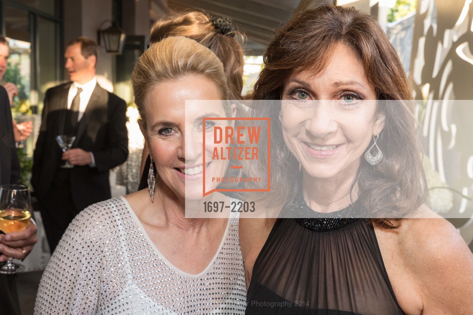 Lisa Goldman, Laurie Kraus Lacob, Part the Cloud 2014, Rosewood Sand Hill Hotel. San Francisco, May 13th, 2014, Photo #1697-2203 Lisa Goldman, Laurie Kraus Lacob, Photo #1697-2203
