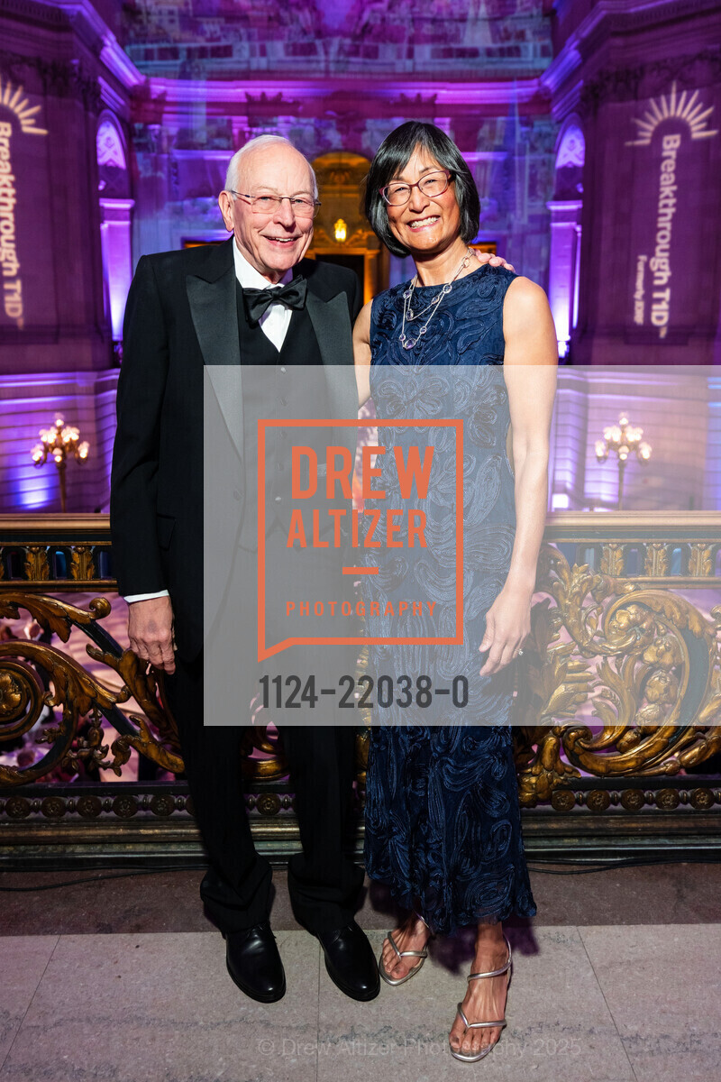 Dr. Bruce Buckingham, Karen Shishino Jordan, Breakthrough T1D Celebrates HOPE GALA 2025, San Francisco City Hall, North and South Light Courts. 1 Carlton B Goodlett Pl, March 8th, 2025, Photo #1124-22038-0 Dr. Bruce Buckingham, Karen Shishino Jordan, Photo #1124-22038-0