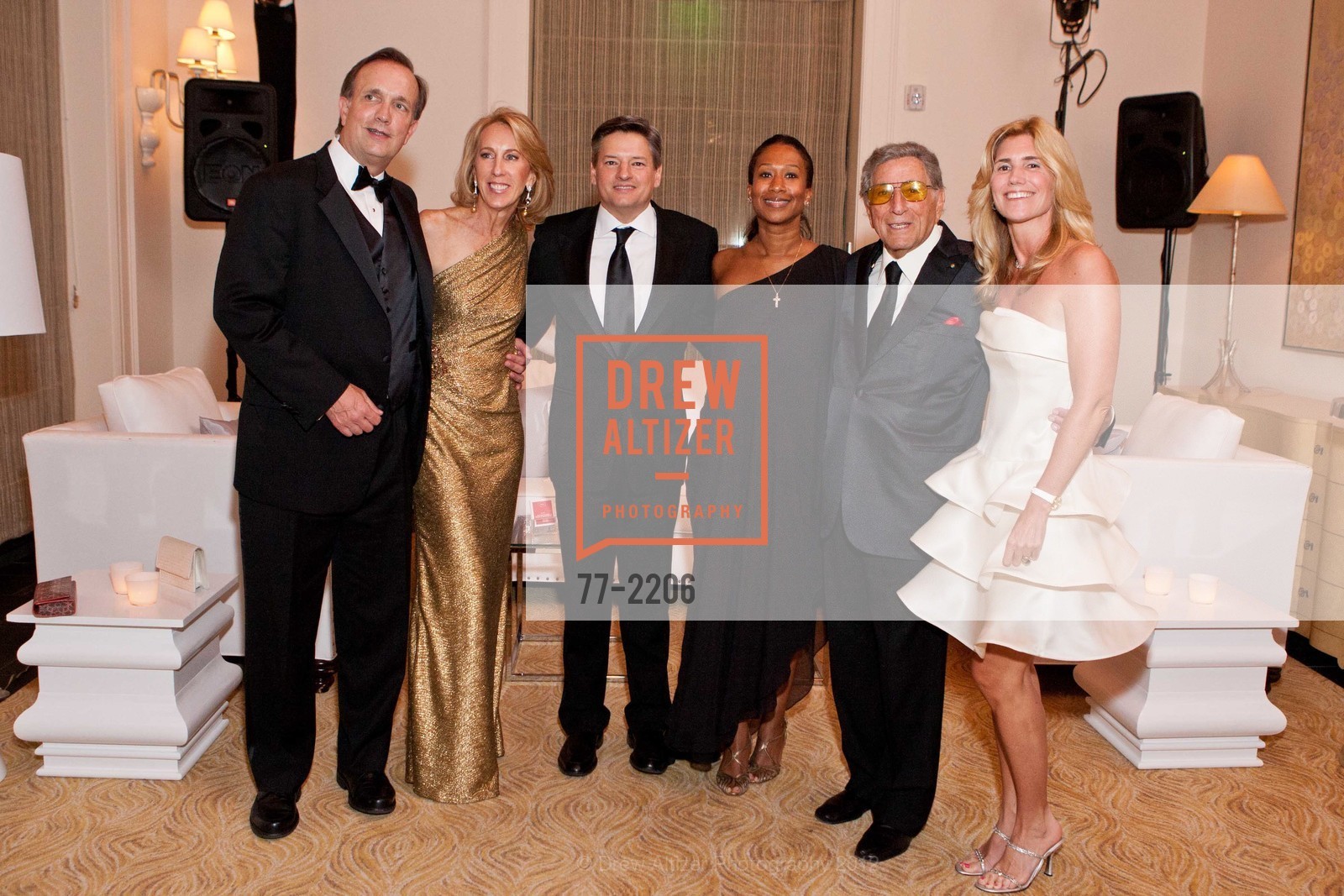 Jay Hoag, Mikey Hoag, Ted Sarandos, Nicole Avant, Tony Bennett, Susan Benedetto, Part the Cloud 2012, San Francisco. San Francisco, July 21st, 2023, Photo #77-2206 Jay Hoag, Mikey Hoag, Ted Sarandos, Nicole Avant, Tony Bennett, Susan Benedetto, Photo #77-2206