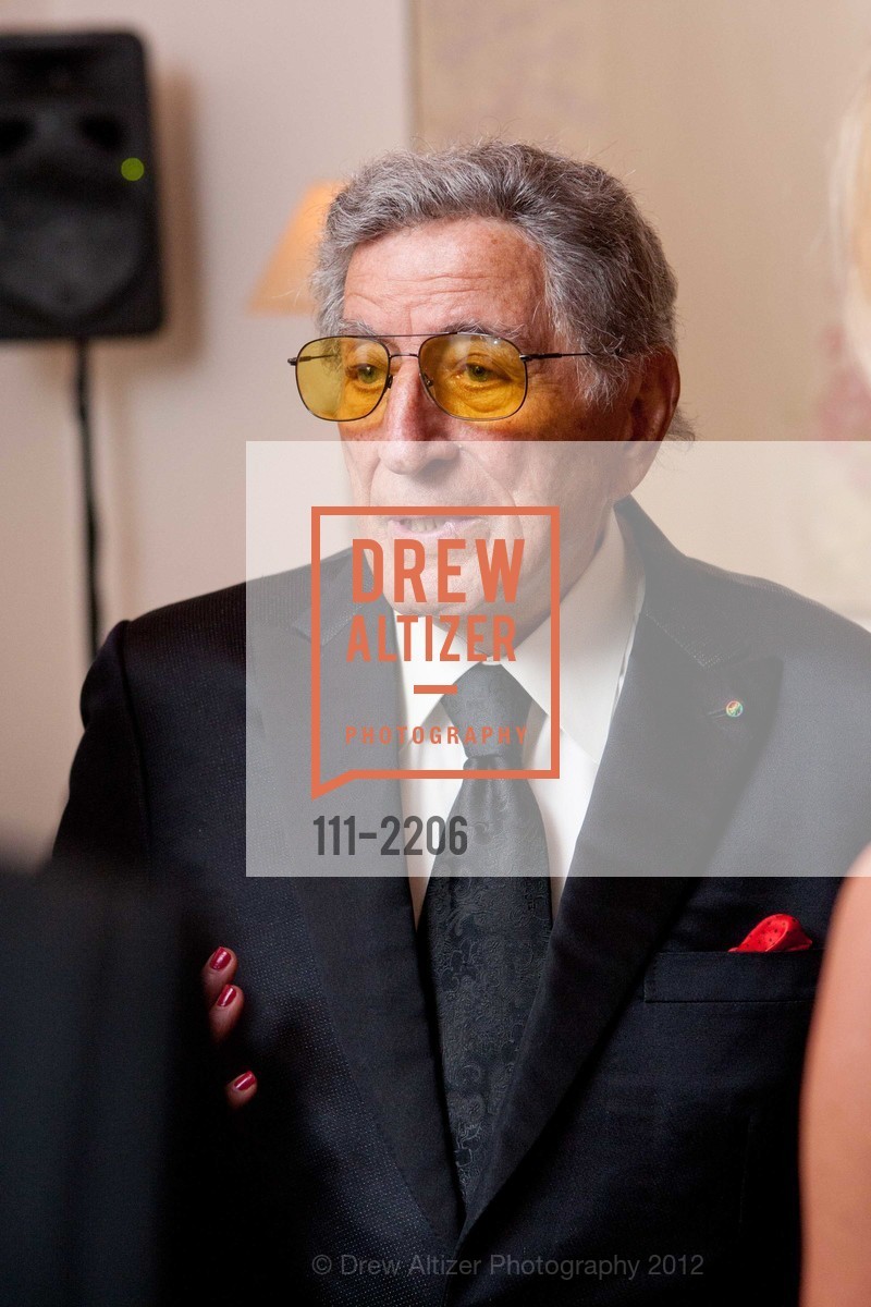 Tony Bennett, Photo #111-2206