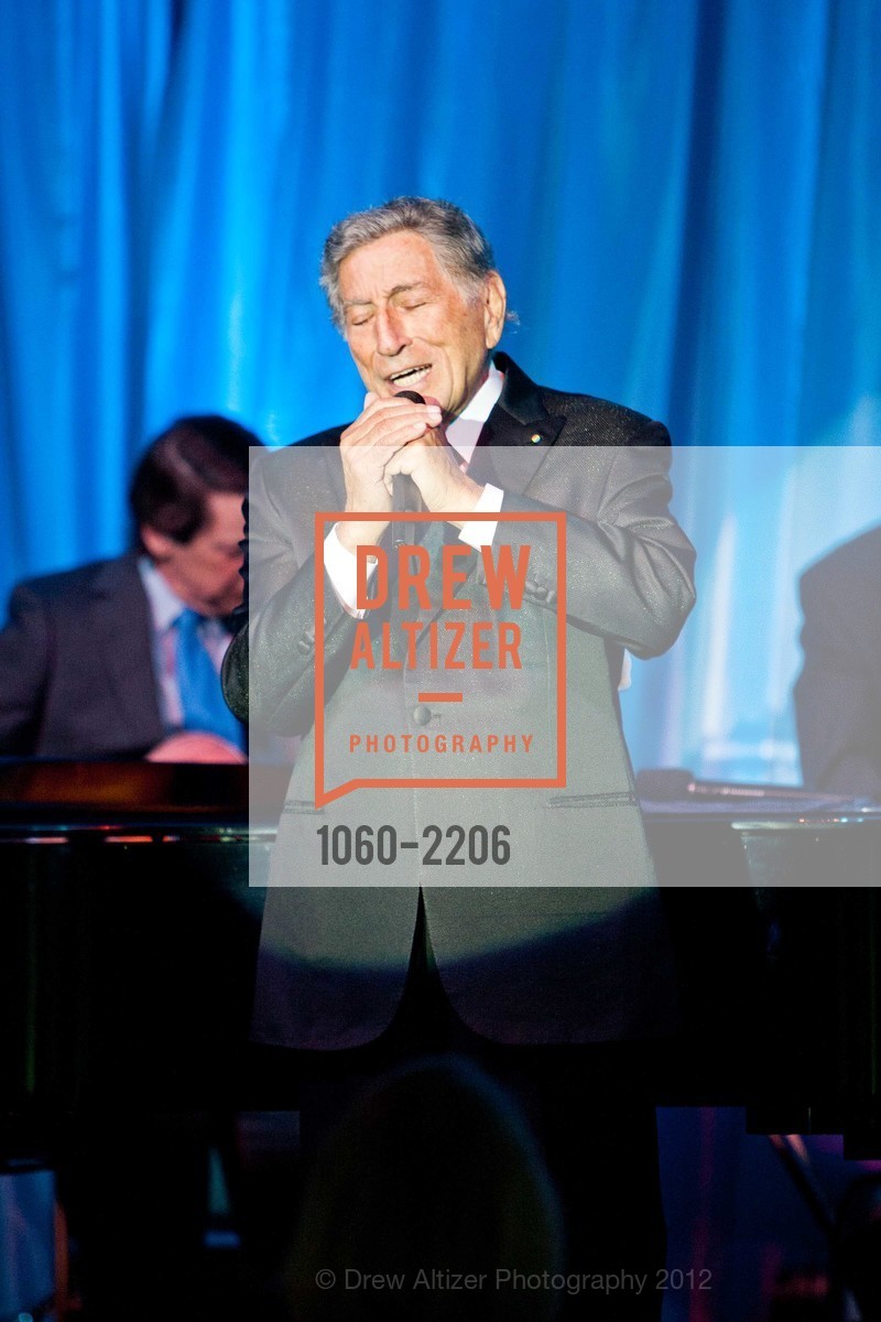 Tony Bennett, Photo #1060-2206