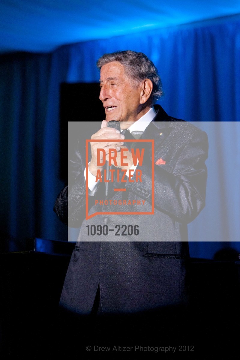 Tony Bennett, Photo #1090-2206