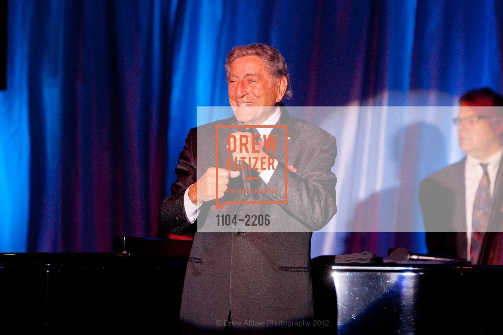 Tony Bennett, Photo #1104-2206