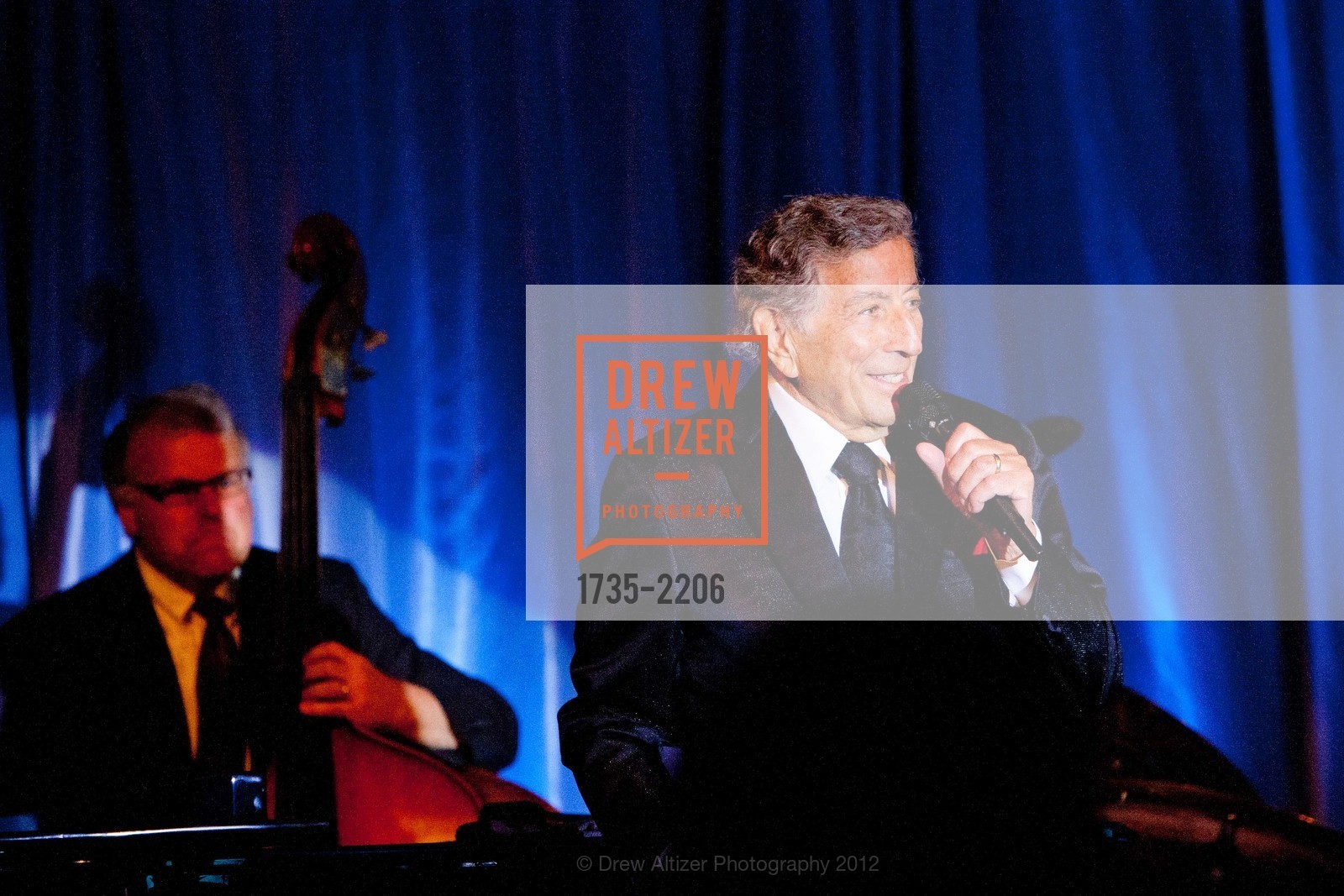 Tony Bennett, Photo #1735-2206