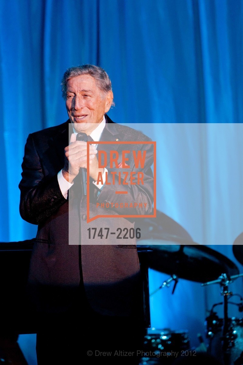 Tony Bennett, Photo #1747-2206