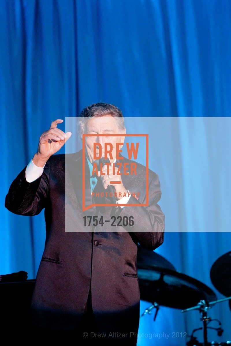 Tony Bennett, Photo #1754-2206