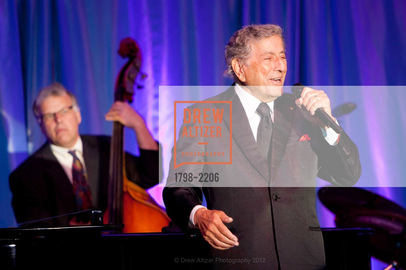 Tony Bennett, Photo #1798-2206