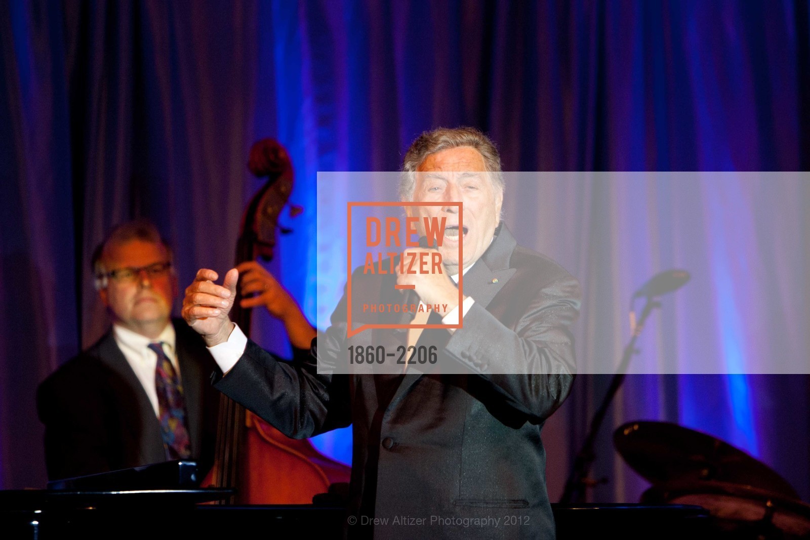 Tony Bennett, Photo #1860-2206