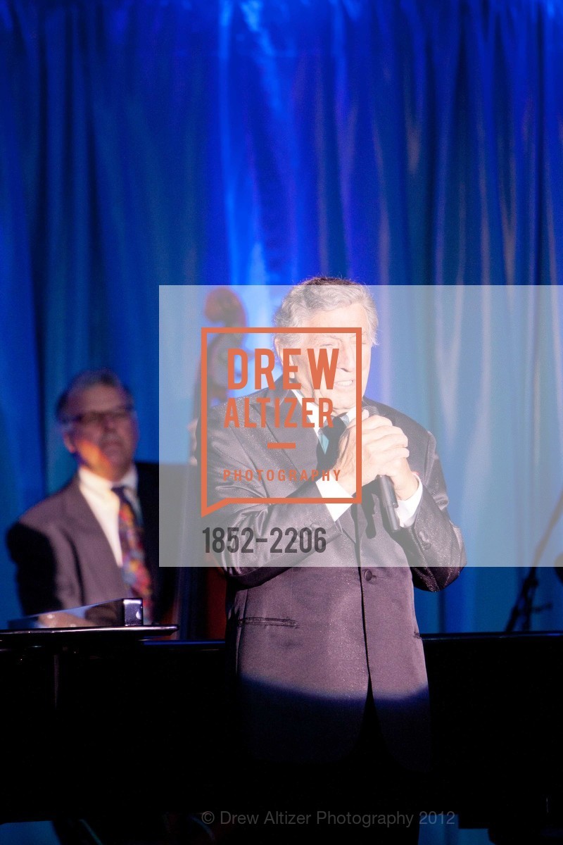 Tony Bennett, Photo #1852-2206