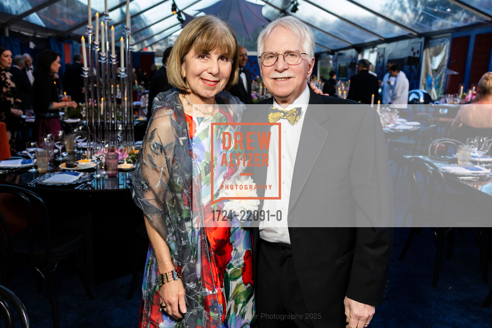 Jan Newman, Bob Newman, Fine Arts Museums of San Francisco's Annual Gala 2025, deYoung Museum. 50 Hagiwara Tea Garden Drive, April 10th, 2025, Photo #1724-22091-0 Jan Newman, Bob Newman, Photo #1724-22091-0