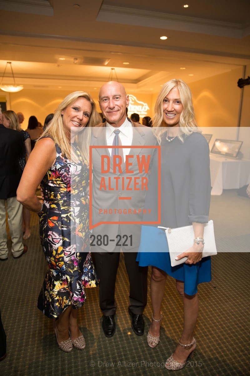 Lisa Newton, Royal Farros, Laurie Farros, Gucci & Vogue Dinner, Menlo Circus Club. 190 Park Lane, August 7th, 2015, Photo #280-221 Lisa Newton, Royal Farros, Laurie Farros, Photo #280-221