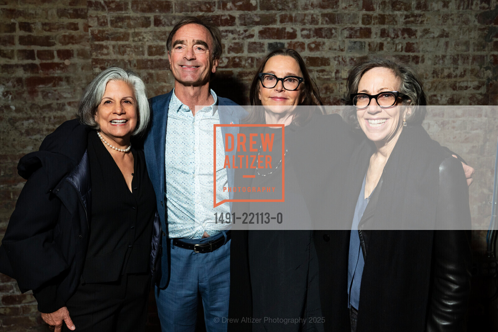 Susan Leal, Steven Dinkelspiel, Frances Dinkelspiel, Susan Hearst, Compass Family Services 2025 Spring Gala, The Hibernia. 1 Jones St, April 22nd, 2025, Photo #1491-22113-0 Susan Leal, Steven Dinkelspiel, Frances Dinkelspiel, Susan Hearst, Photo #1491-22113-0