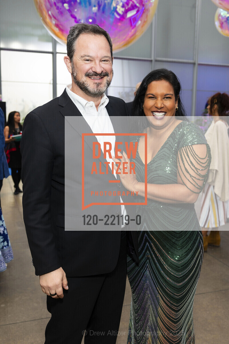 Alex Clemens, Priya Clemens, Photo #120-22119-0