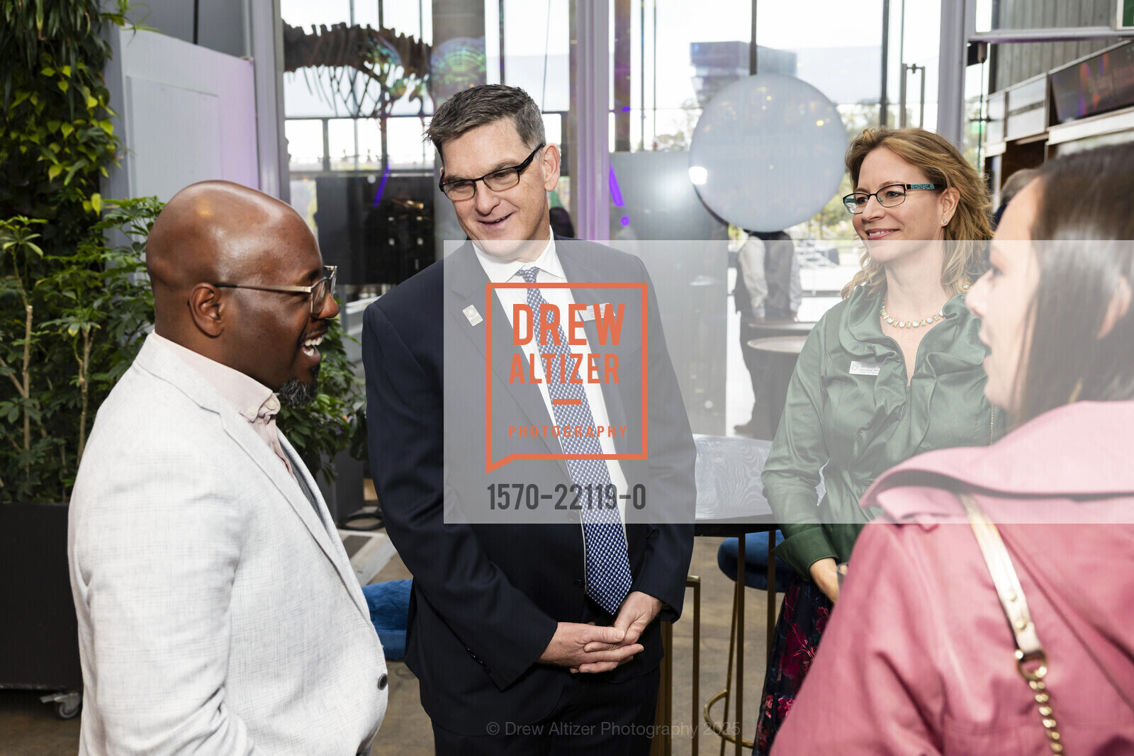 Chris Schell, Scott Sampson, Amber Mace, California Academy of Sciences BIG BANG Gala, California Academy of Sciences. 55 Music Concourse Drive, April 24th, 2025, Photo #1570-22119-0 Chris Schell, Scott Sampson, Amber Mace, Photo #1570-22119-0