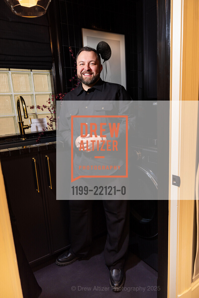 Fernando Castellanos, The San Francisco Decorator Showcase Patron Preview Gala, Showcase House. 2935 Pacific Avenue, April 24th, 2025, Photo #1199-22121-0 Fernando Castellanos, Photo #1199-22121-0