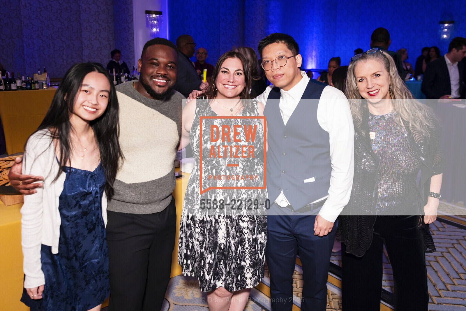 Mandy Liu, Kevin Thompson, Lindsay Nieri, Hubert Zhu, Heidi Coffer, Boys and Girls Club of San Francisco 2025 Gala, Fairmont SF. 950 Mason St., San Francisco, CA 94121, April 26th, 2025, Photo #5588-22129-0 Mandy Liu, Kevin Thompson, Lindsay Nieri, Hubert Zhu, Heidi Coffer, Photo #5588-22129-0