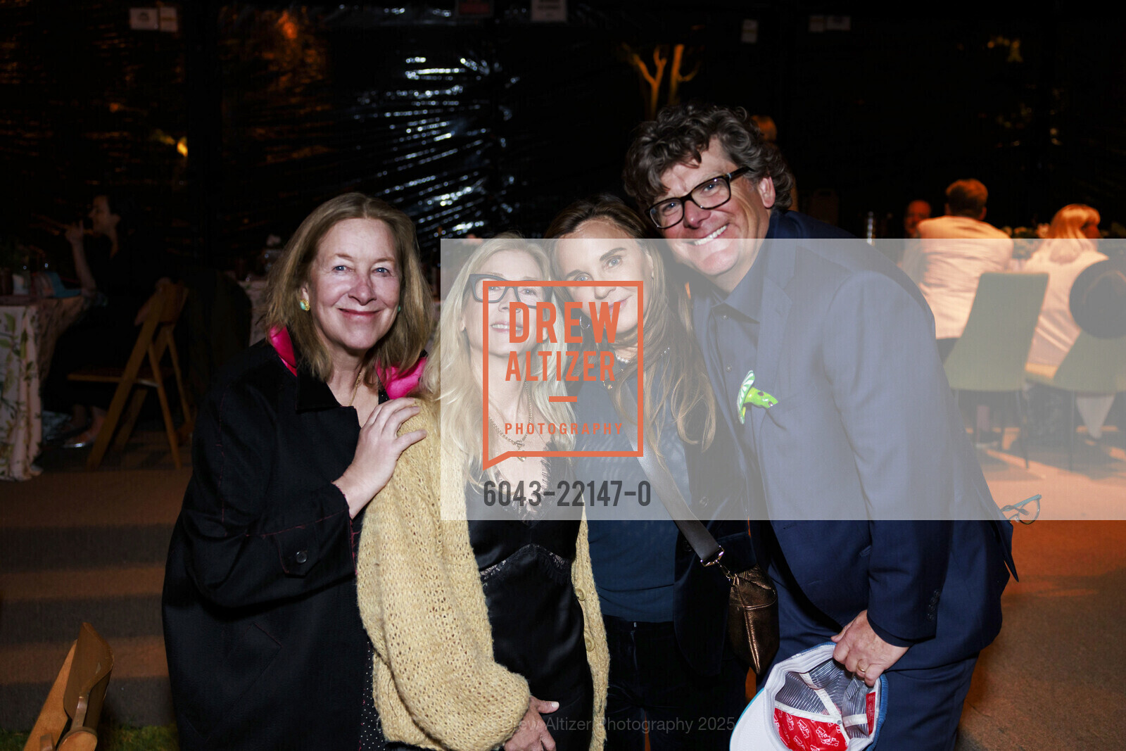 Vivian Walsh, Marianne Campbell, Tracy Cunningham, Tim Cunningham, Photo #6043-22147-0
