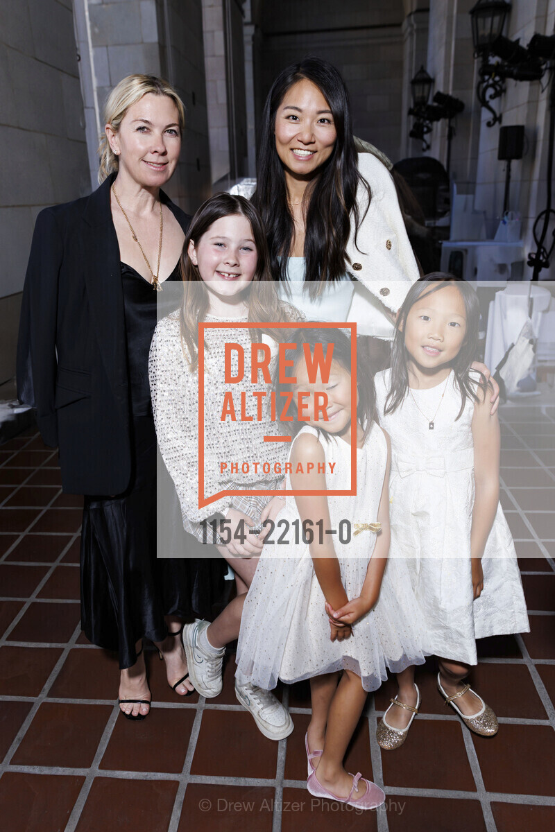 Michelle Harris, Ann Chung, San Francisco Ballet School's 2025 Spring Festival Dinner, War Memorial Opera House. 301 Van Ness Avenue, Photo #1154-22161-0 Michelle Harris, Ann Chung, Photo #1154-22161-0