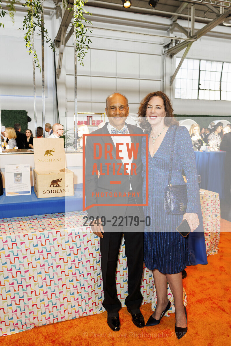 Arvind Sodhani, Beverly Sodhani, Photo #2249-22179-0