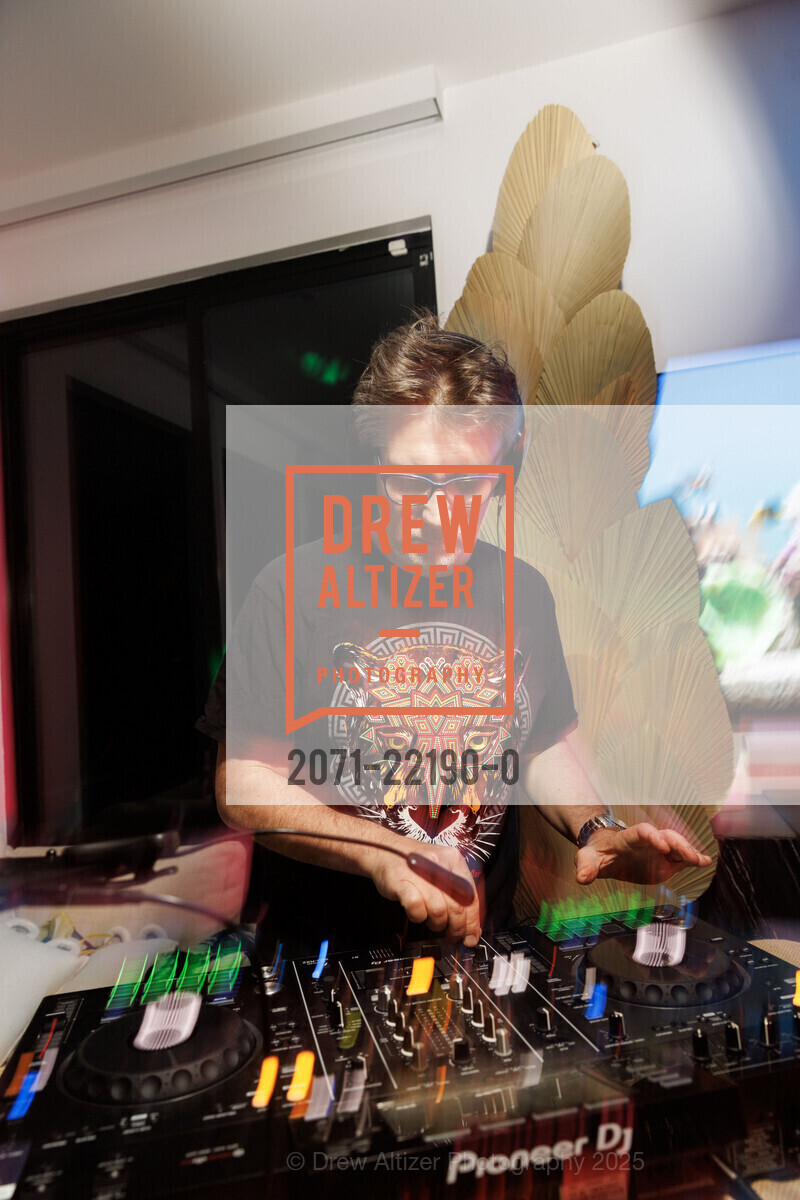 DJ Ragbar, "Tulum: We Are One" benefitting Belvedere-Hawthorne Nursery Schools, Private Residence, May 31st, 2025, Photo #2071-22190-0 DJ Ragbar, Photo #2071-22190-0