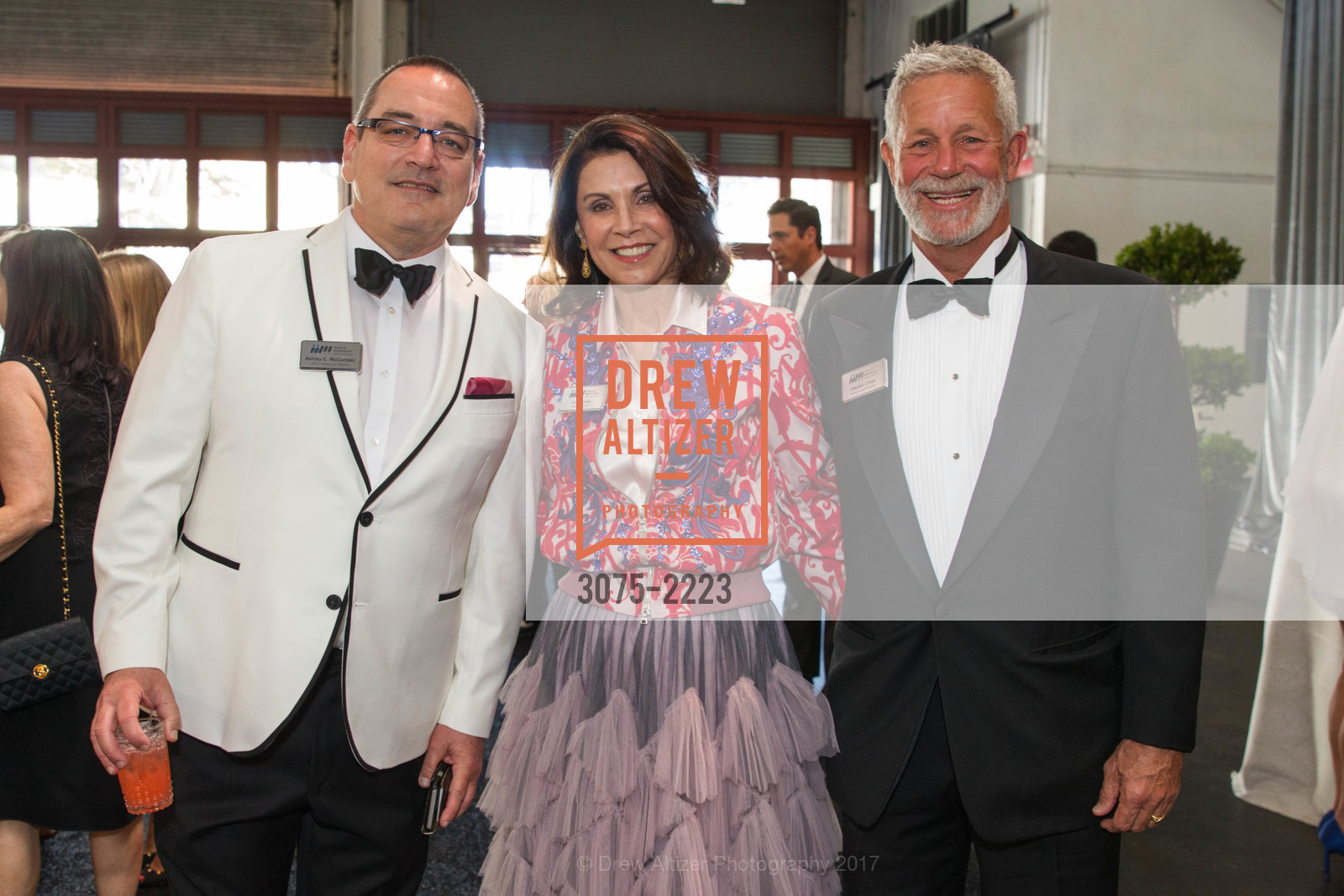 Ashley McCumber, Lois Chess, Steve Chess, Meals on Wheels 30th Annual Star Chefs & Vintners Gala, Fort Mason Center-Festival Pavilion. 2 Marina Blvd, May 21st, 2017, Photo #3075-2223 Ashley McCumber, Lois Chess, Steve Chess, Photo #3075-2223