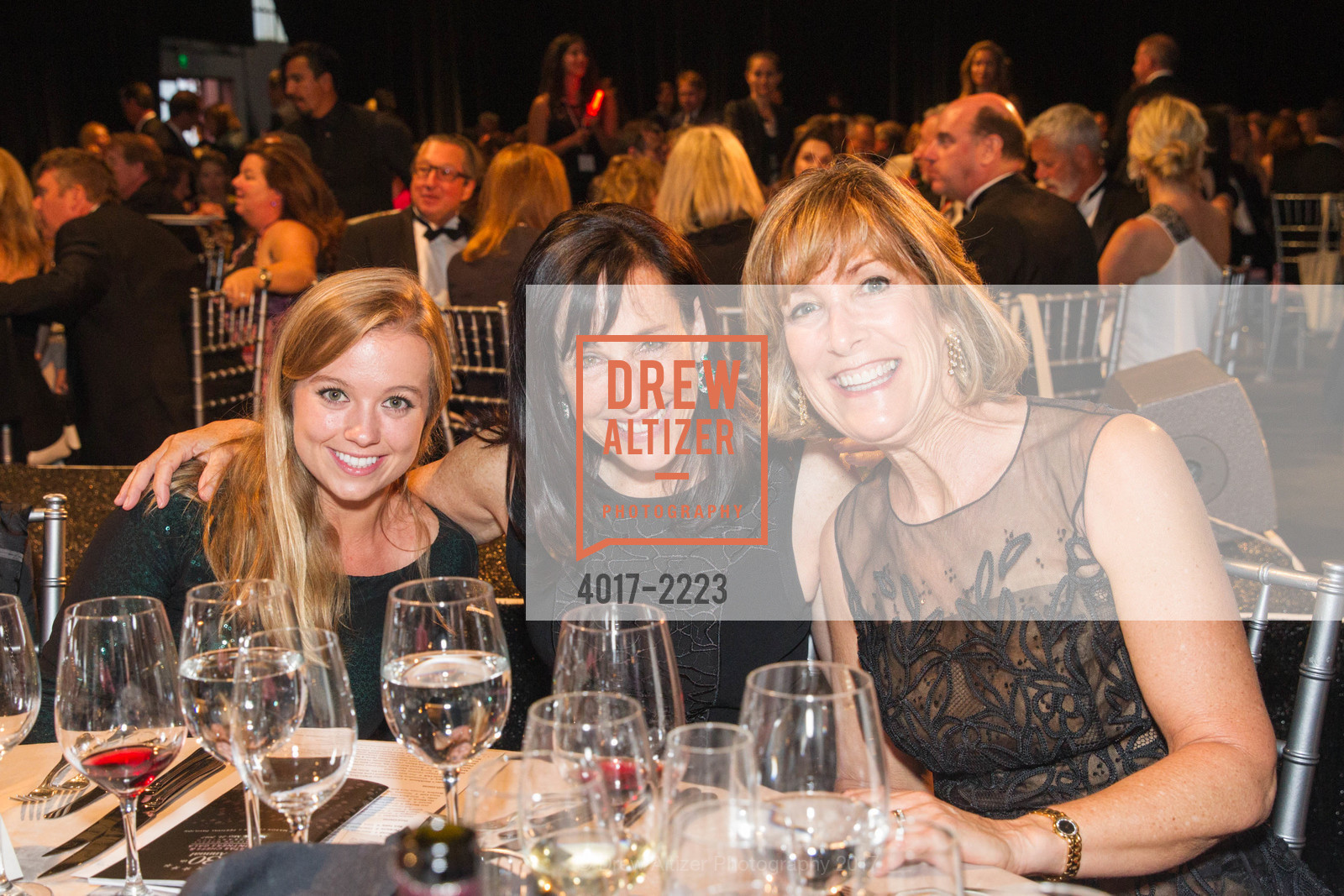 Victoria Mallett, Debbie Rachleff, Judy Green, Meals on Wheels 30th Annual Star Chefs & Vintners Gala, Fort Mason Center-Festival Pavilion. 2 Marina Blvd, May 21st, 2017, Photo #4017-2223 Victoria Mallett, Debbie Rachleff, Judy Green, Photo #4017-2223
